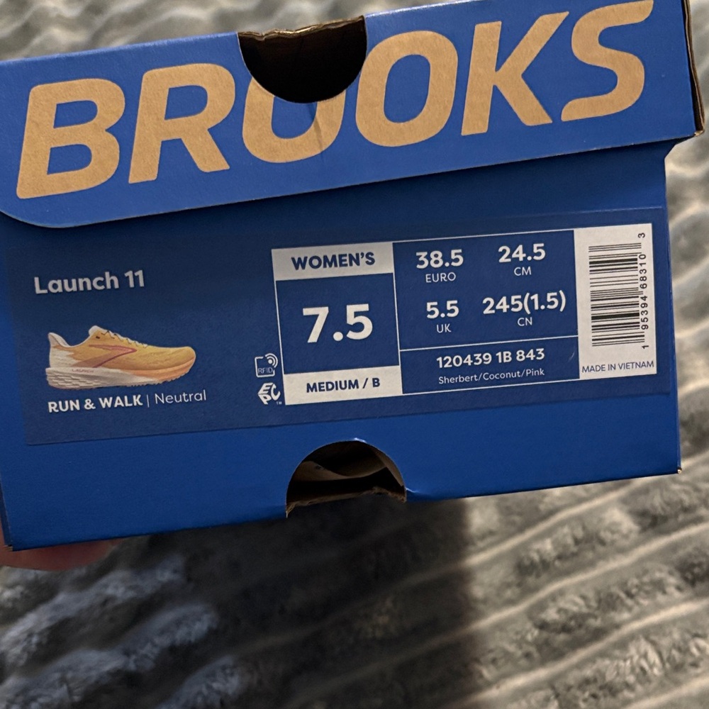 Brooks Launch 11 Women's Vibrant Yellow Sneakers - Picture 5 of 5